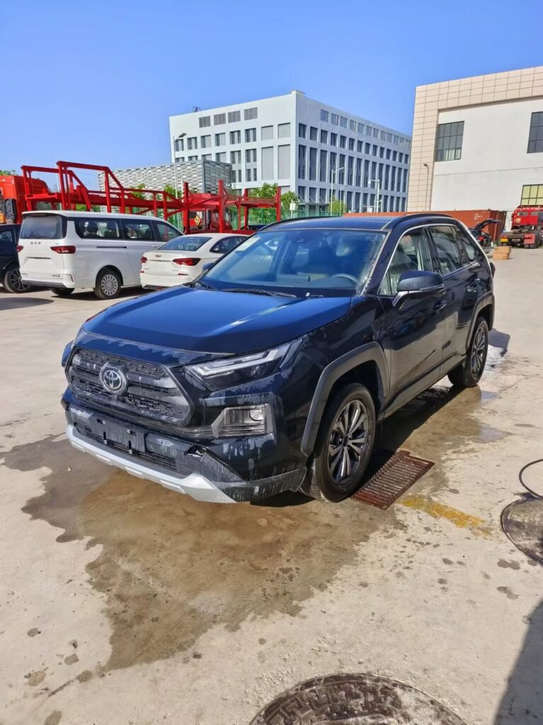 Toyota RAV4 AWD 2.0 Adventure Plus