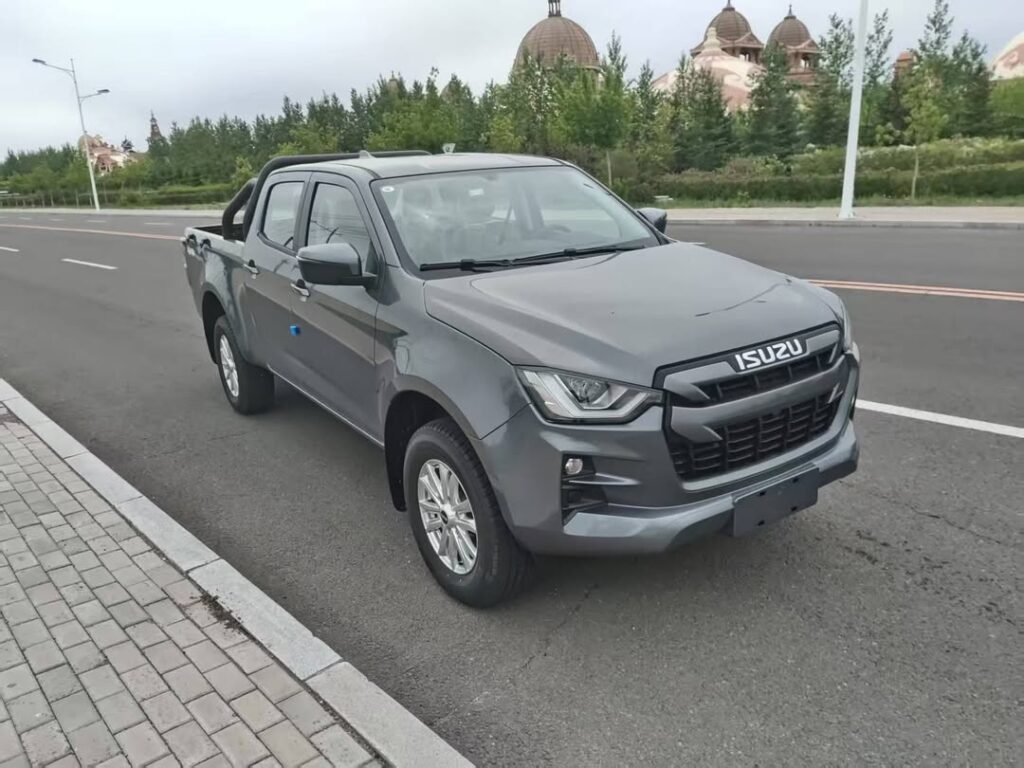 Isuzu Lingtuo 2.5d MT 4×4