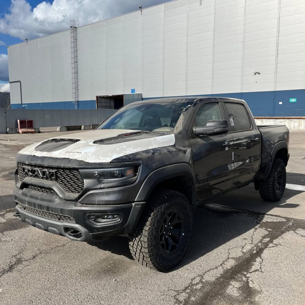 RAM 1500 TRX 6.2L 712 HP