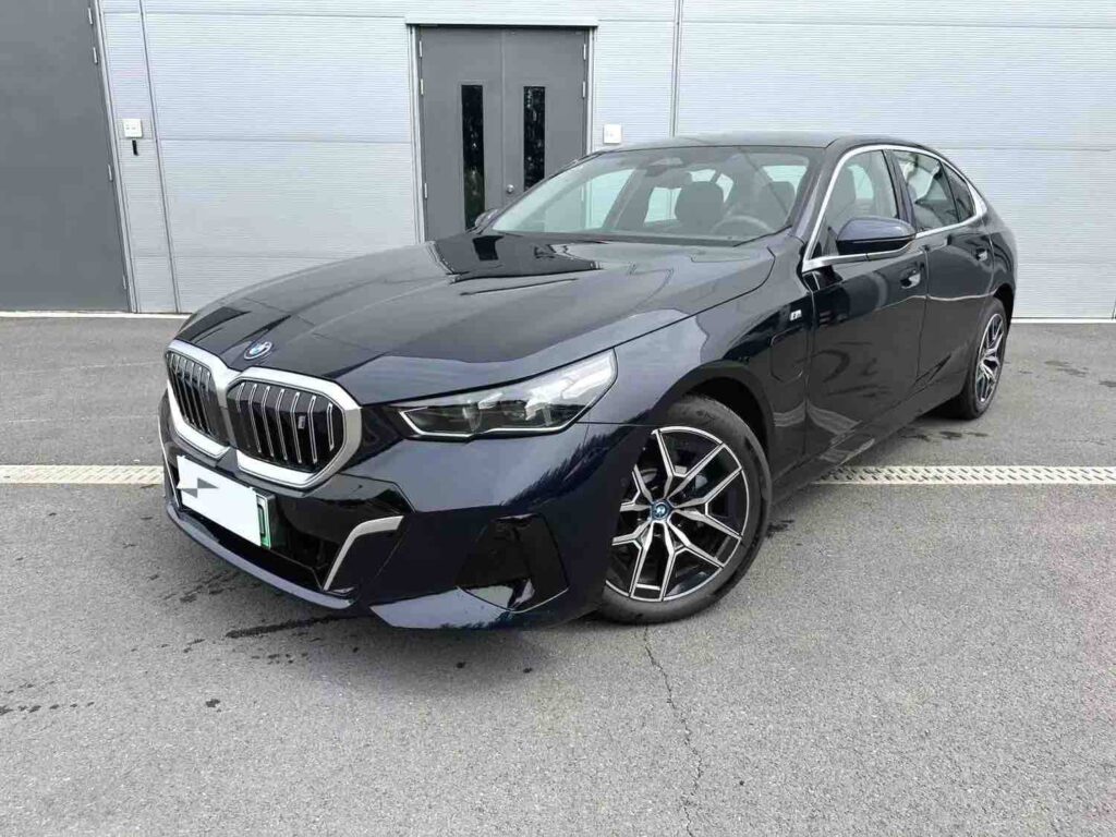 2025 BMW i5 eDrive35L M Sport
